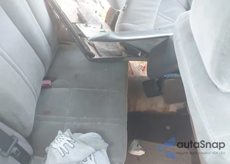 1998 Toyota Camry Ce/Le/Xle from USA, damaged, VIN 4T1BG22K6WU262987